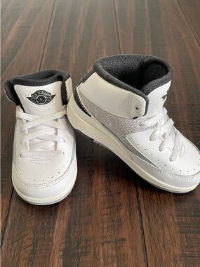 Nike Air Jordan 2 Retro Python White Sneakers Toddler Size 6